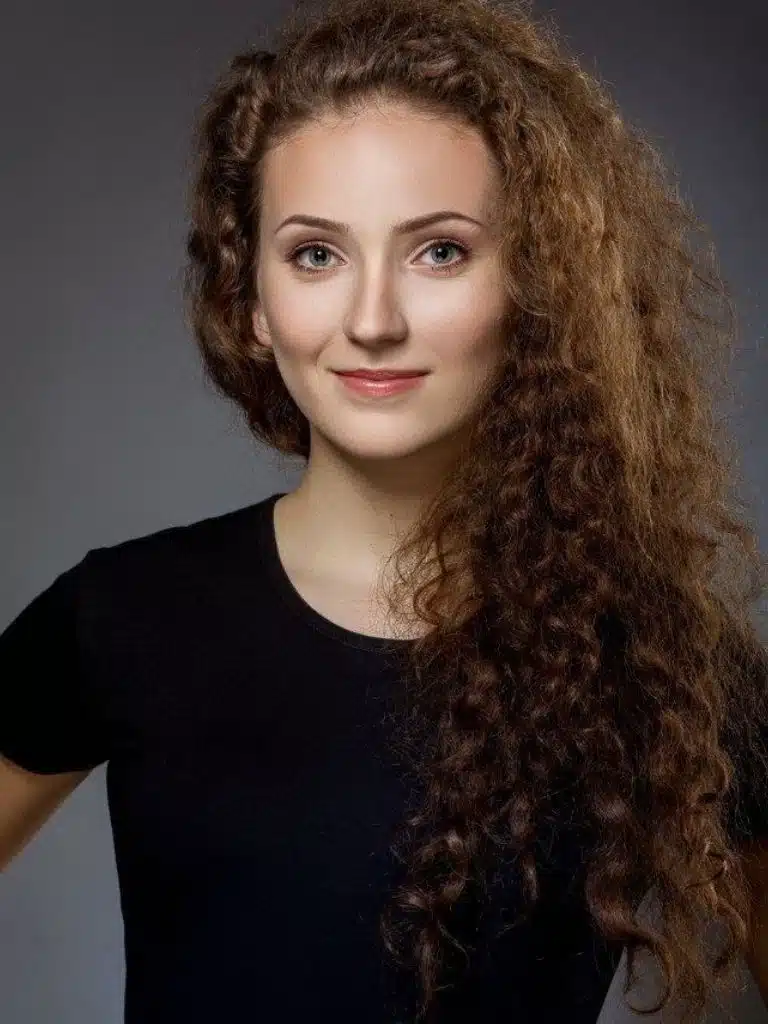 Regina Valter Biography: Wiki, Age, Career, Height, Weight, Boyfriend, Net Worth & More
